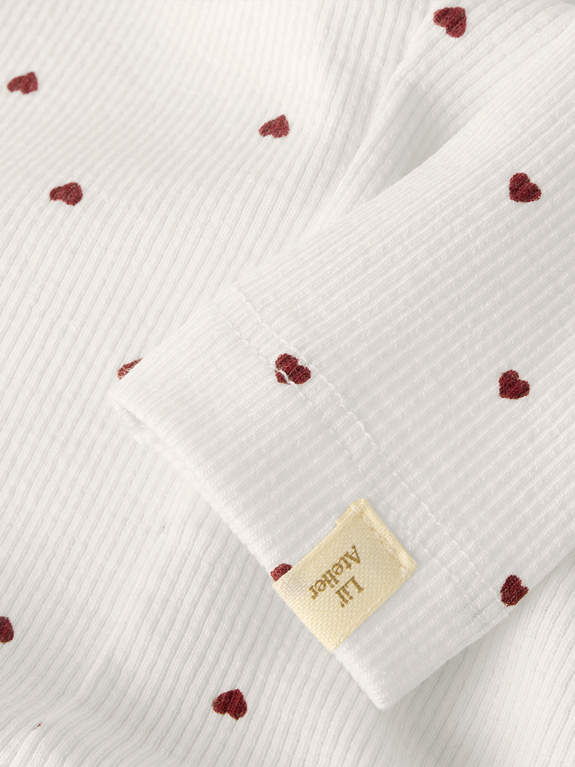 model_shot-front_full